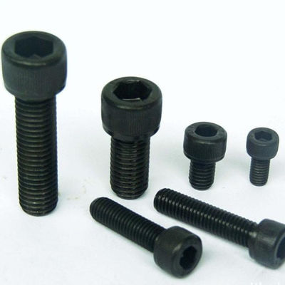 Los cerrojos de llave hexagonal de acero inoxidable estándar DIN DIN912 con revestimiento de zinc Hex Bolt Grado 4.8