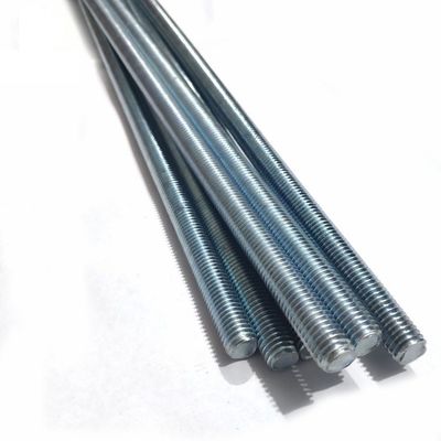 Se trata de un producto de la categoría DIN 4.8/6.8/8.8 de carbono/acero inoxidable