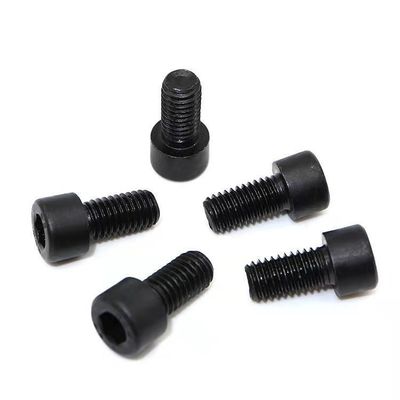 Grado 10.9 DIN912 Cerrojos hexagonales de media dentadura con cabeza de copa cilíndrica de resistencia